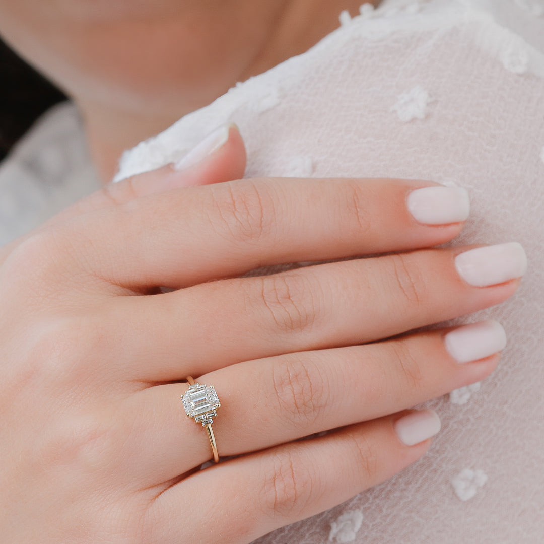 Bright Sky - 1 Carat Natural Emerald & Baguette Cut Diamond Engagement Ring