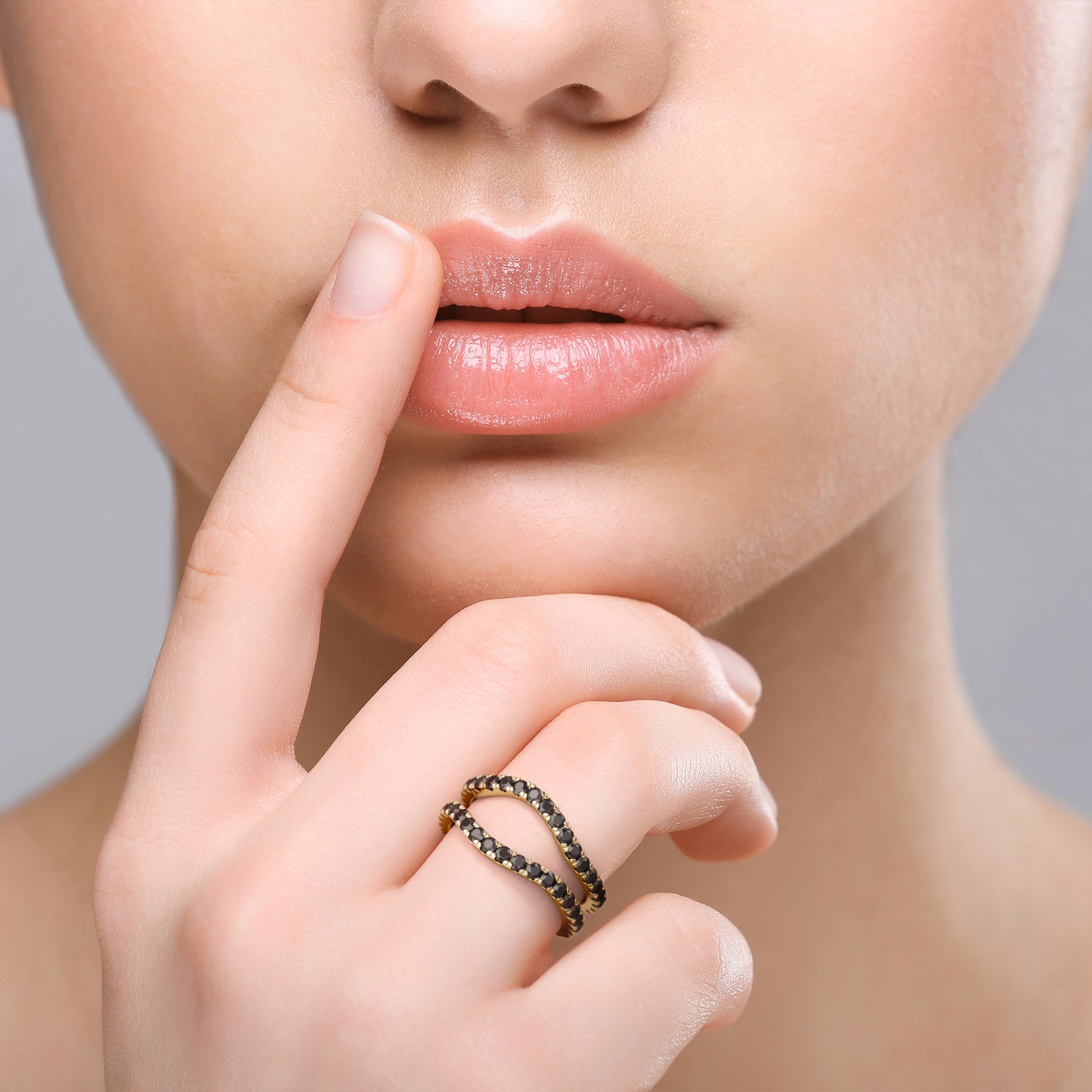 Double Band Wedding Ring with Round Cut Natural Black Diamonds